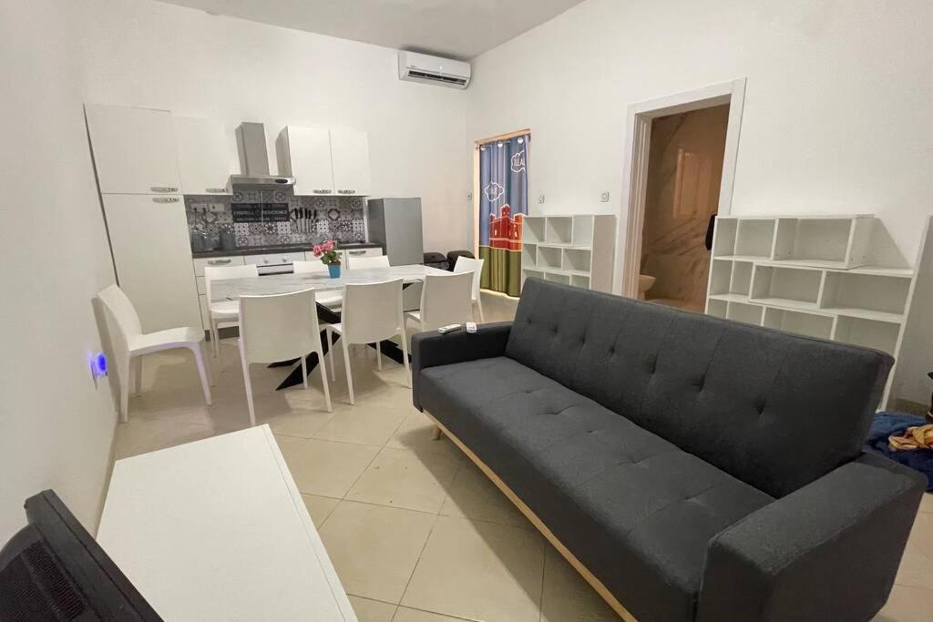 2 Bed Apt In Heart Of St Julians - 5Min From Seafront Saint Julian's Exterior photo